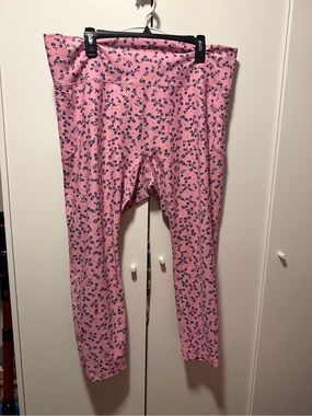 Old Navy Pink Leggings with Navy Floral Print